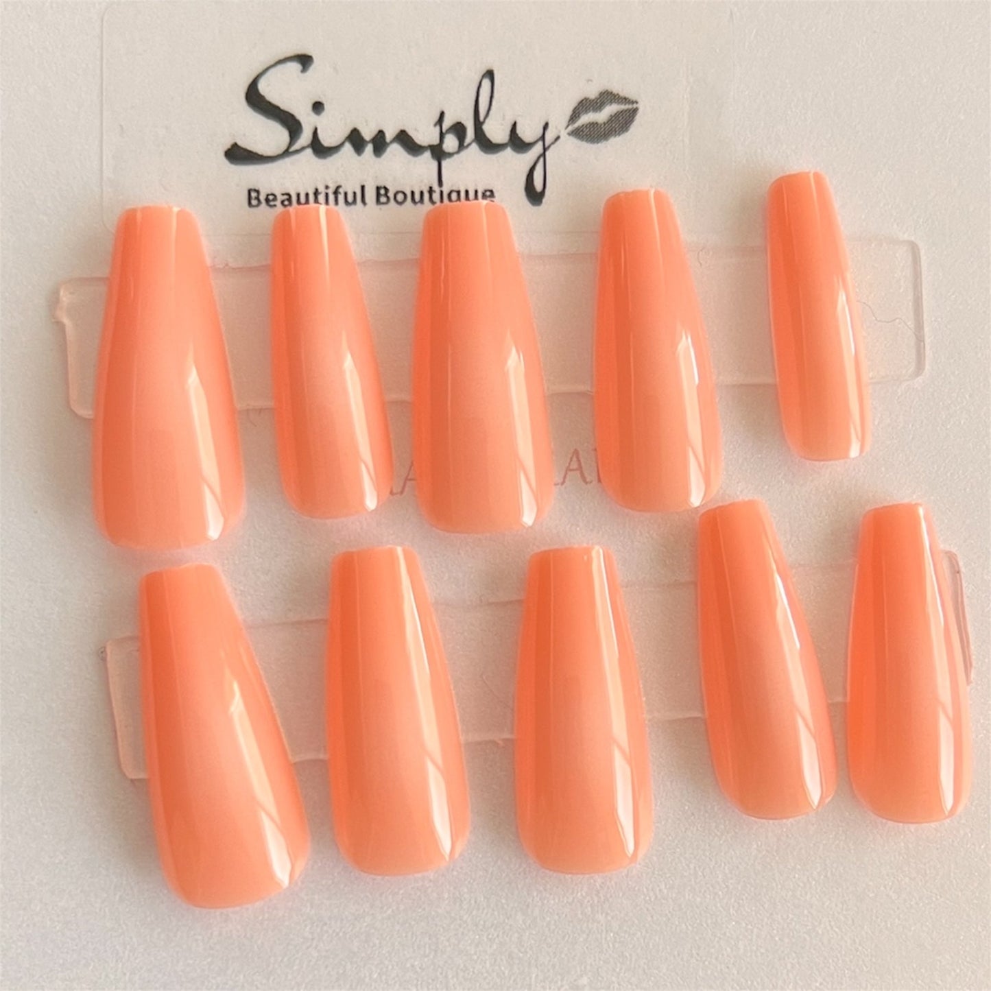 Press on nails