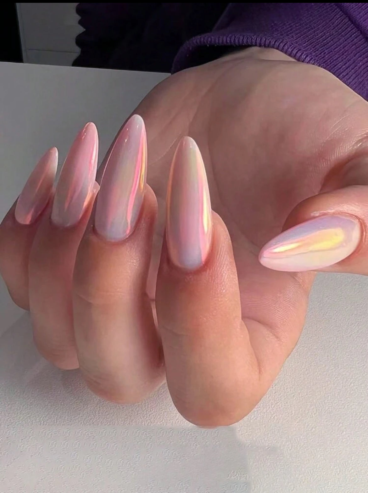 Bold Press On Nails